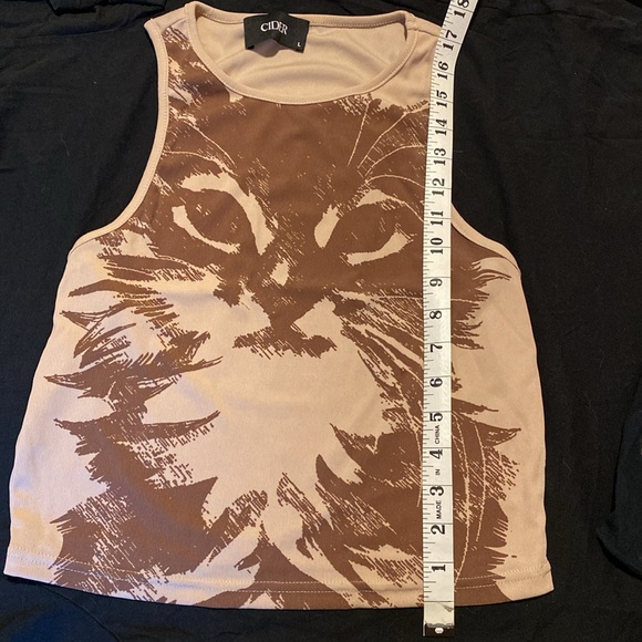 Cat print tank - Picture 2 of 4